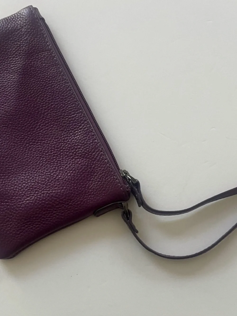 Beck Bags Wristlet NWOT Purple